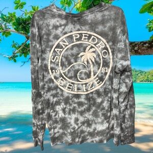 US Vintage Belize men’s size large long sleeve T-shirt sage green tie dye